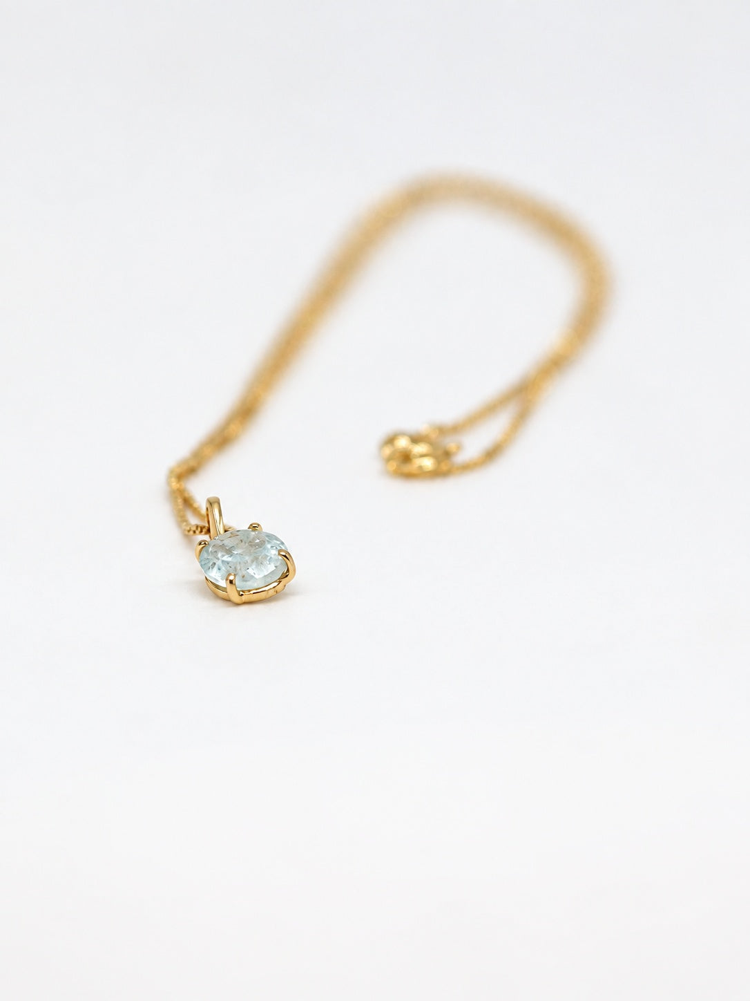Faceted Aquamarine 18k Gold Vermeil Oval Pendant Necklace, Pale Blue