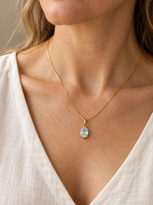 Faceted Aquamarine 18k Gold Vermeil Oval Pendant Necklace, Pale Blue