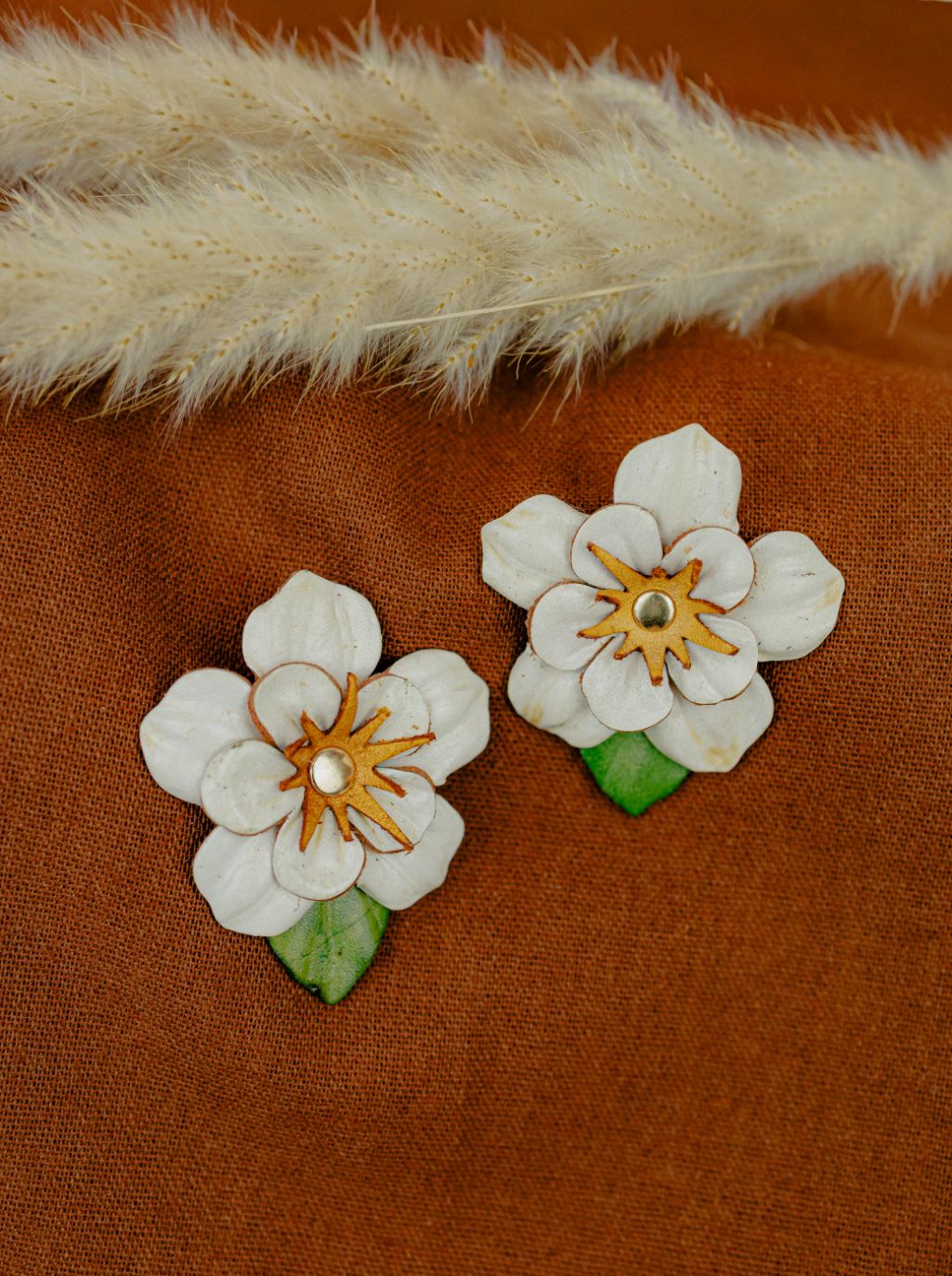 Field Flower Leather Stud Earrings — White