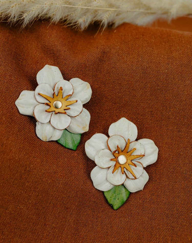 Field Flower Leather Stud Earrings — White