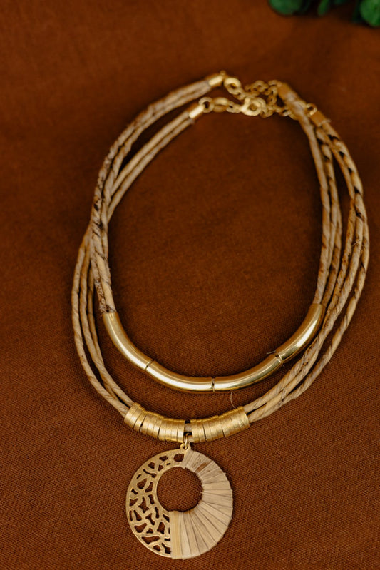 Buriti Palm Necklace – Dual-Material Circle Pendant