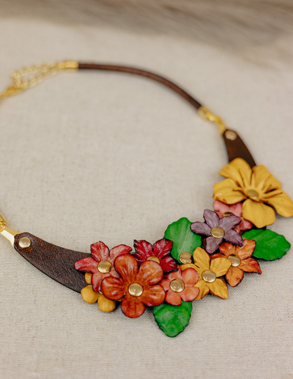 Wildflower Bouquet Leather Collar Necklace — Multicolour