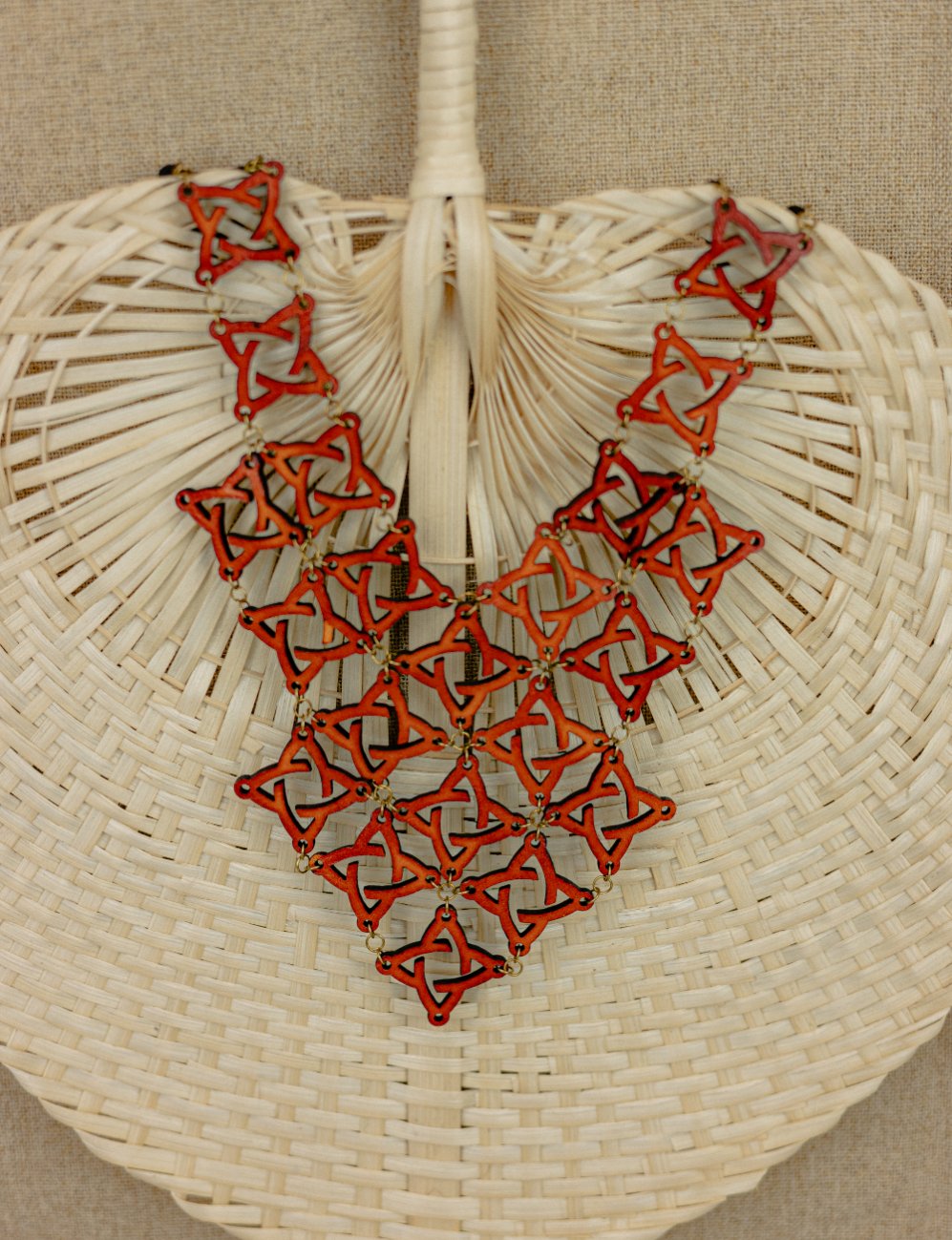Leather Geometric Lattice Necklace – Red