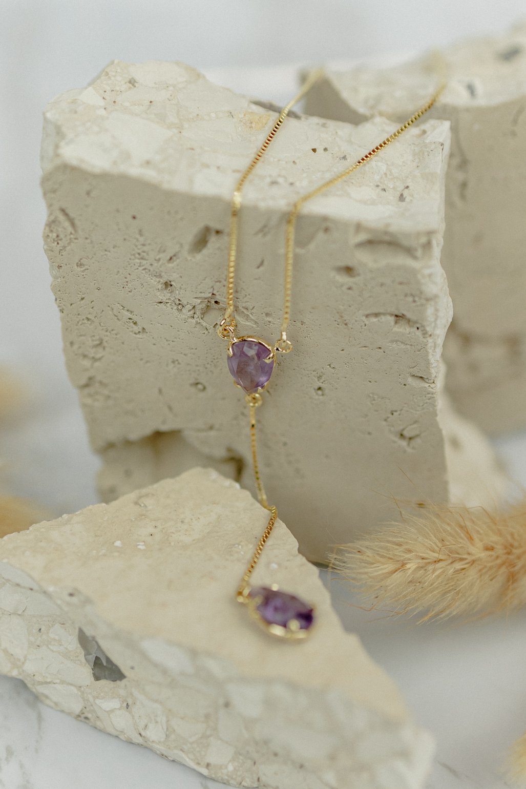 Amethyst Double Pear Lariat Necklace (Gold)