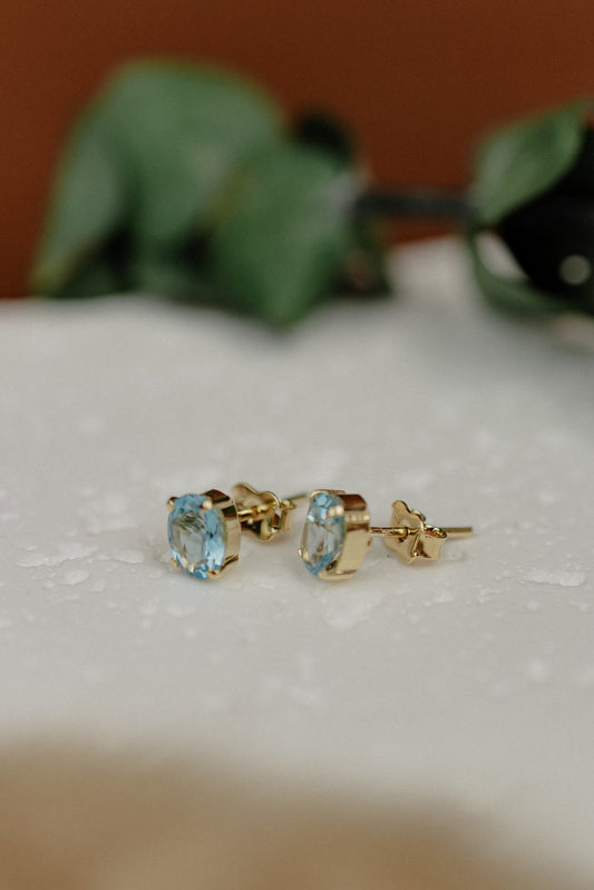 Blue Topaz Oval Stud Earrings (Gold)