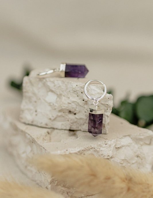 Amethyst Crystal Point Huggie Hoop Earrings (Silver)