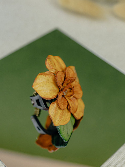 Field Flower Leather Ring — Amber Yellow