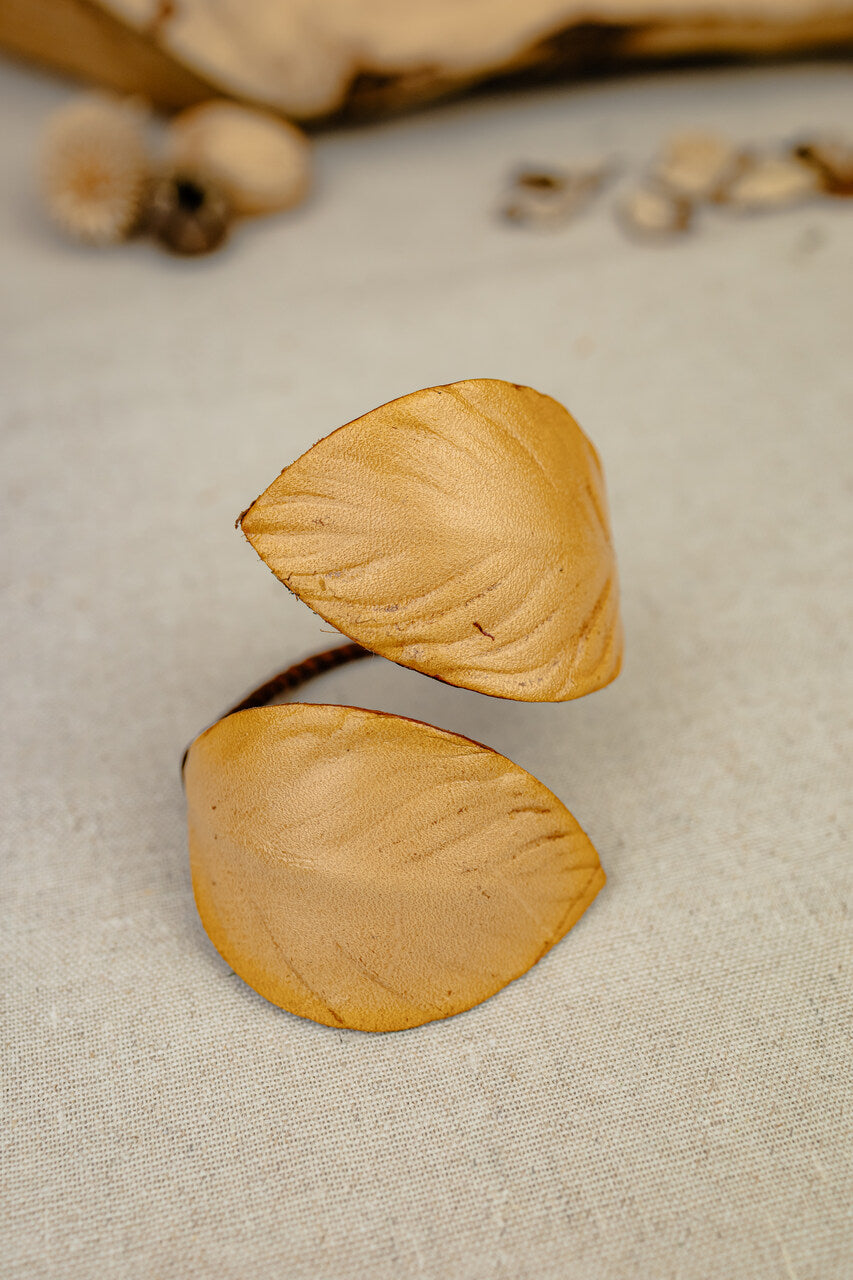 Leather Double Leaf Open Bangle – Warm Gold