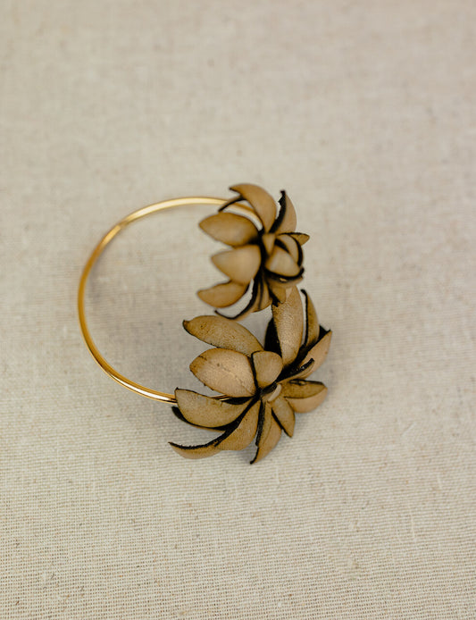 Leather Double Flower Wire Bangle – Olive Gold