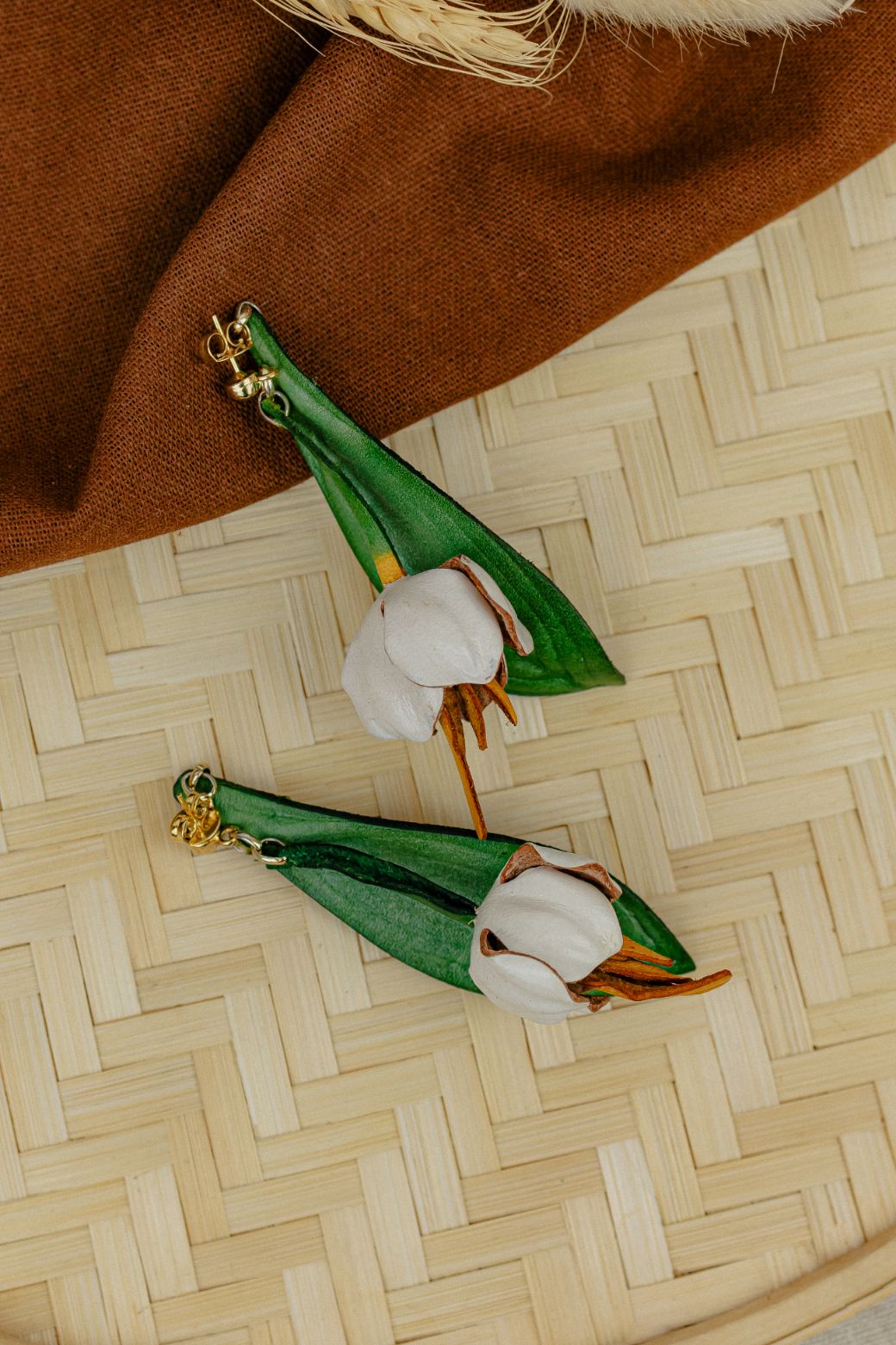 Field Flower Leather Drop Earrings — White & Green