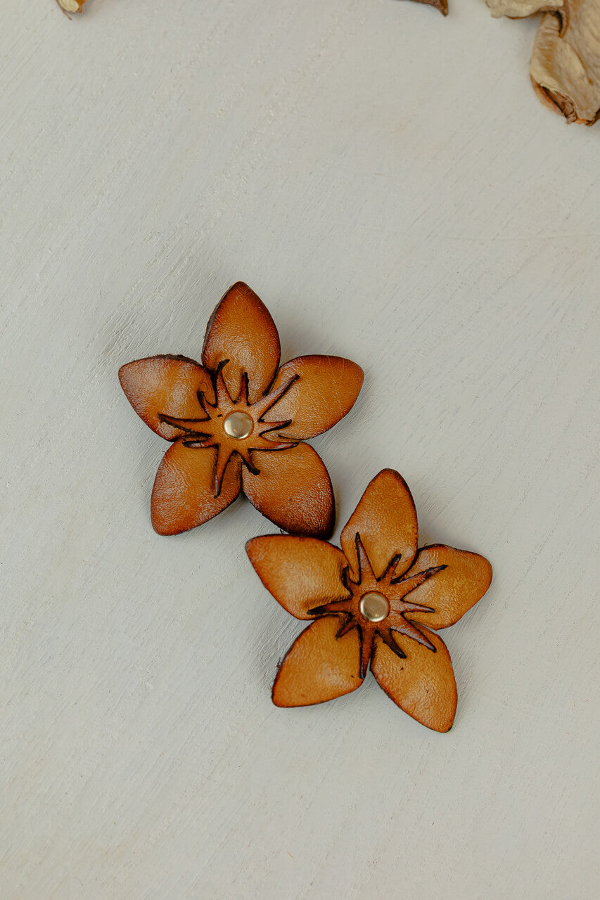 Star Petal Leather Stud Earrings, Caramel